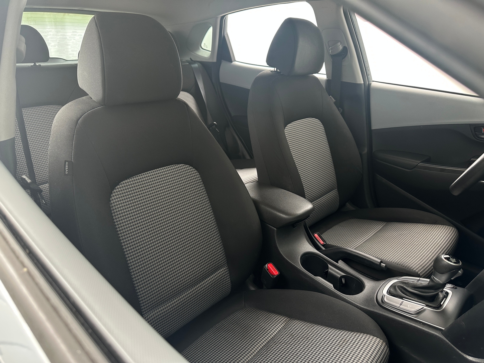 Thumbnail: 2020 Hyundai Kona - 2