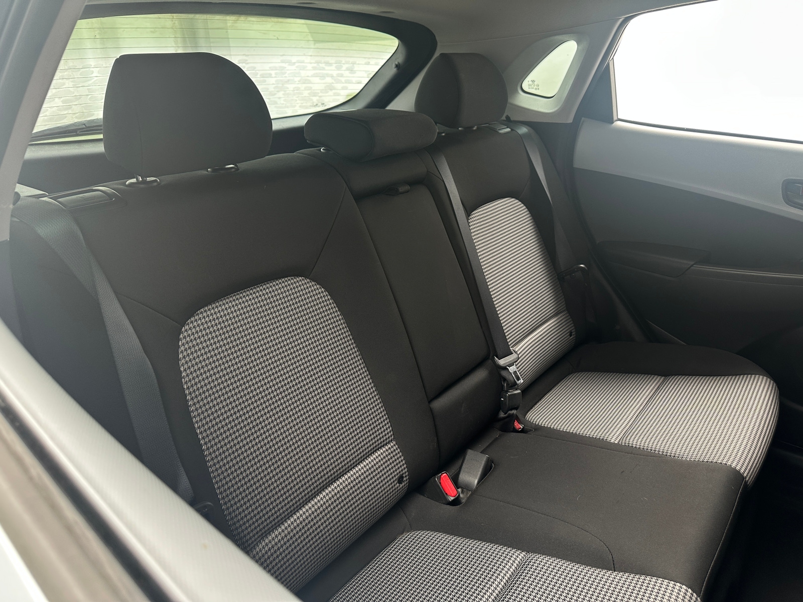 Thumbnail: 2020 Hyundai Kona - 6