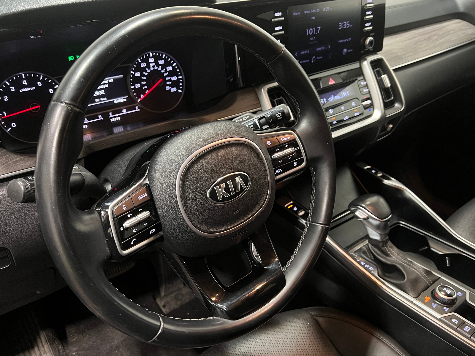 Thumbnail: 2021 Kia Sorento - 4