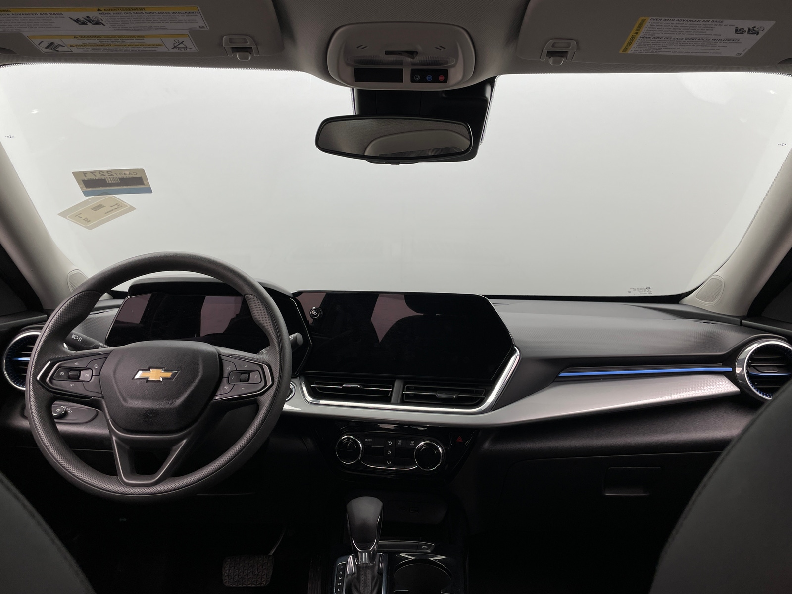 Thumbnail: 2025 Chevrolet Trax - 3