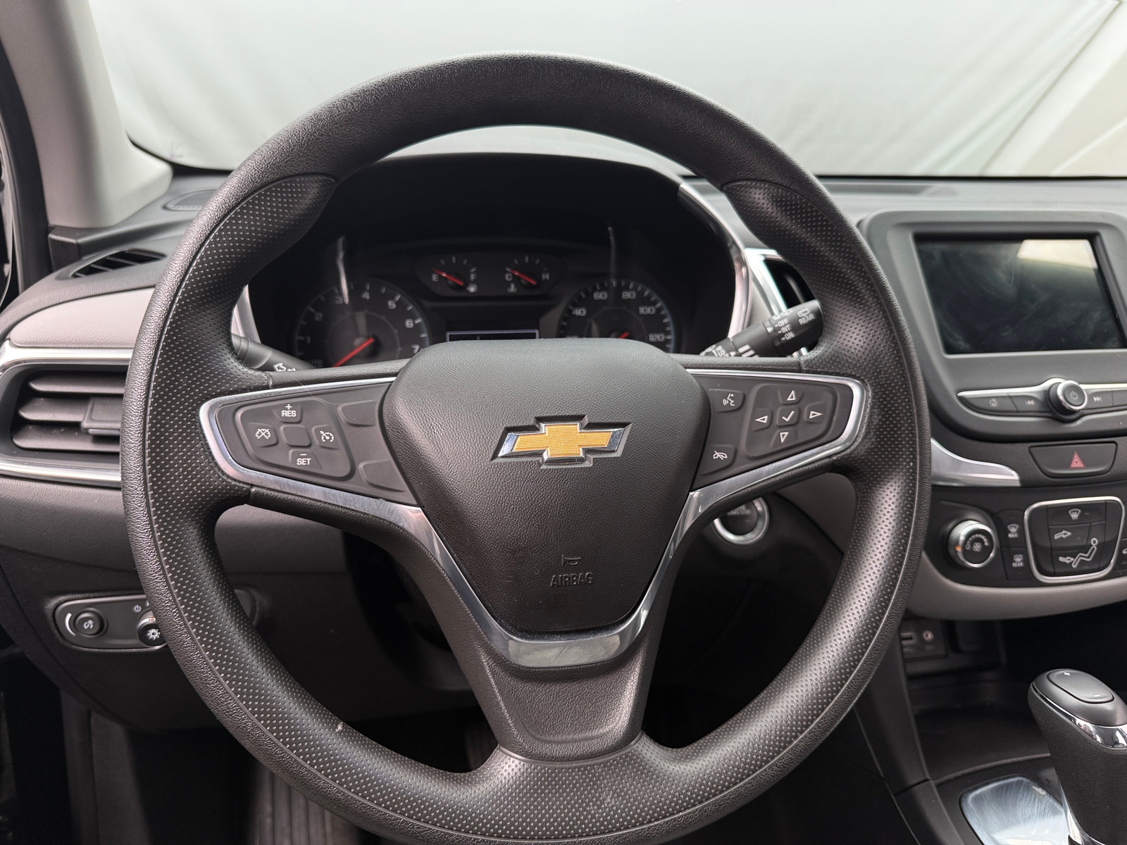 Thumbnail: 2019 Chevrolet Equinox - 5