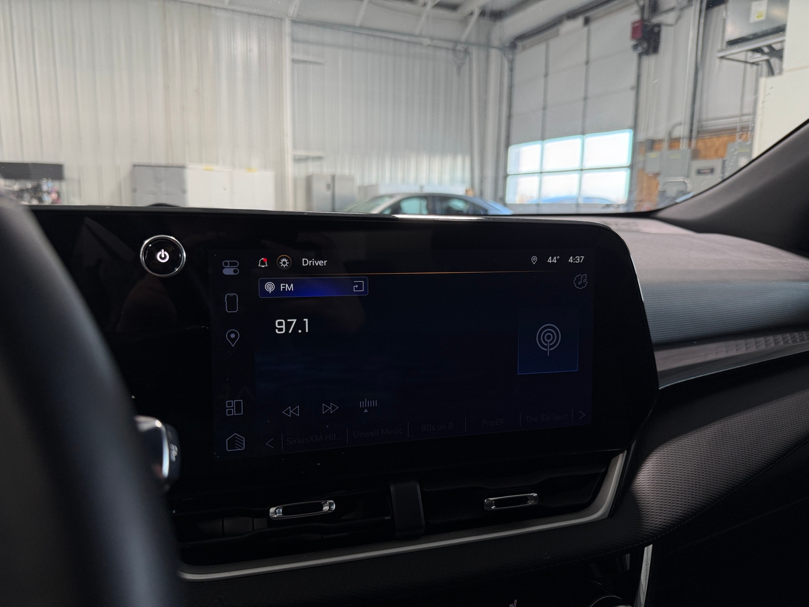 Thumbnail: 2025 Chevrolet Equinox - 4