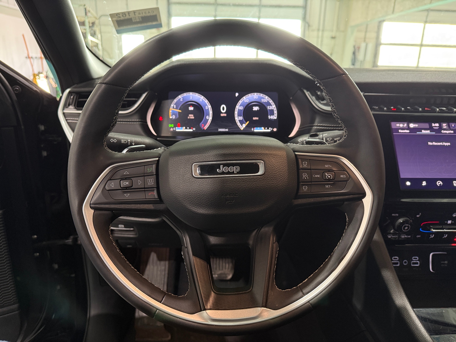 Thumbnail: 2023 Jeep Grand Cherokee - 5