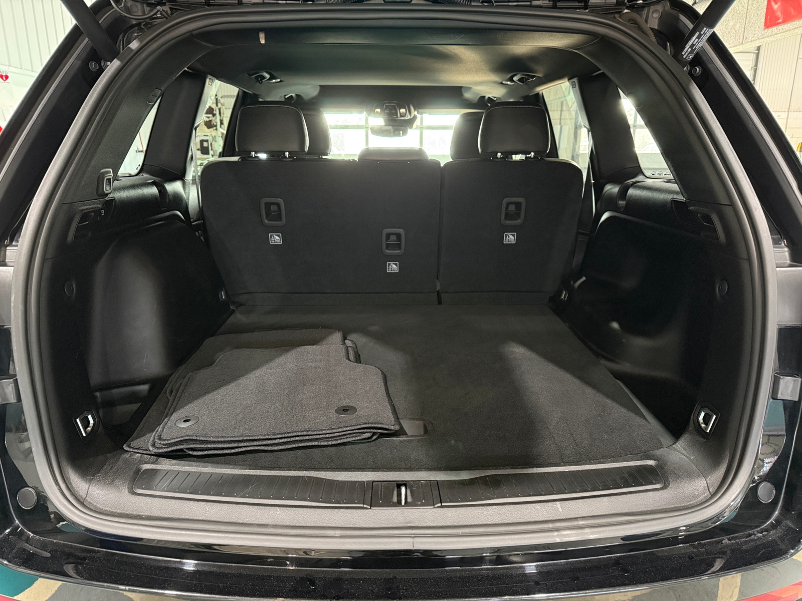 Thumbnail: 2023 Jeep Grand Cherokee - 7