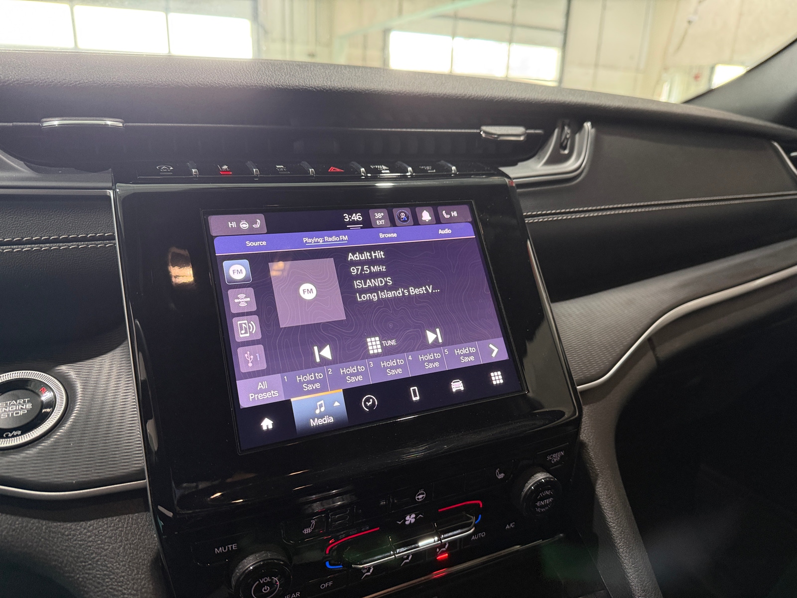 Thumbnail: 2023 Jeep Grand Cherokee - 4