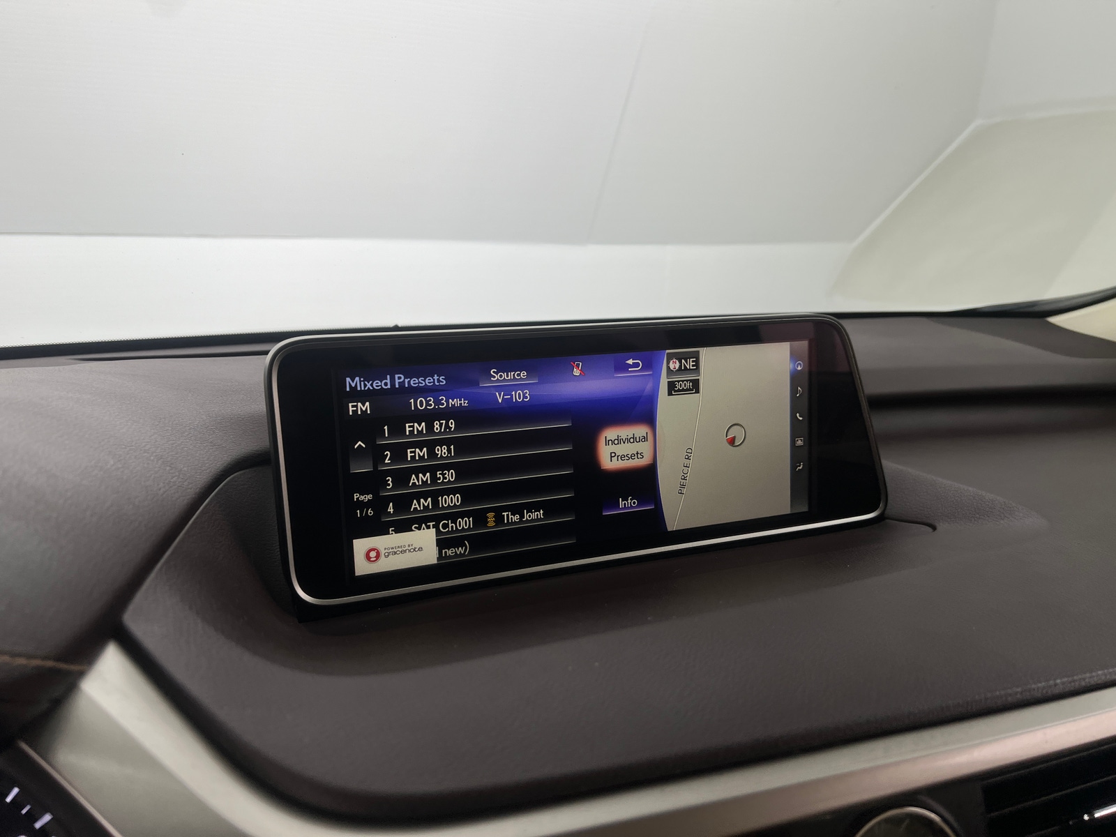 Thumbnail: 2017 Lexus RX - 4