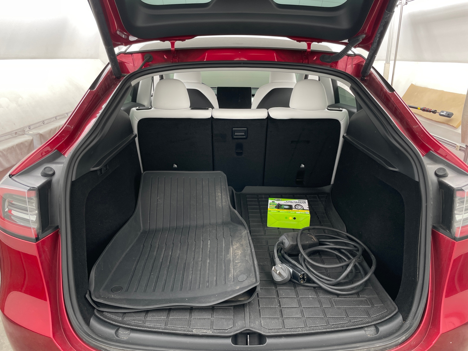 Thumbnail: 2024 Tesla Model Y - 6