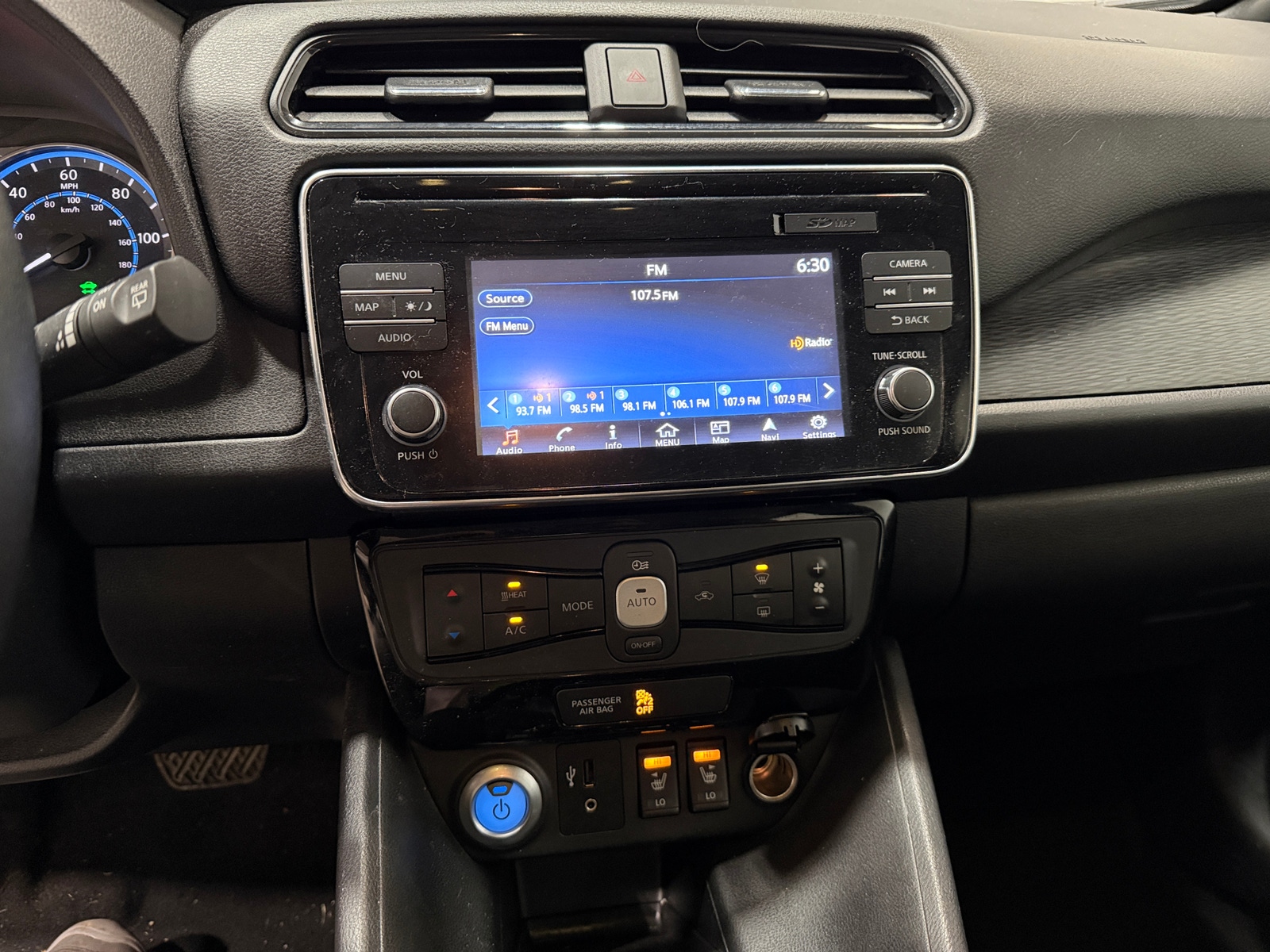 Thumbnail: 2019 Nissan Leaf - 4