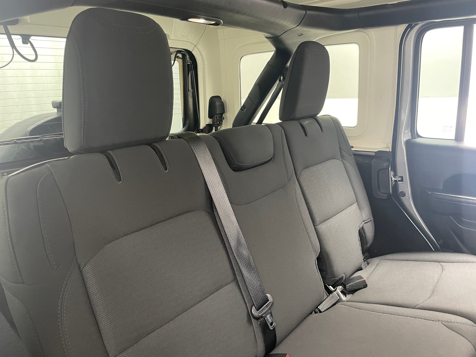 Thumbnail: 2020 Jeep Wrangler - 6