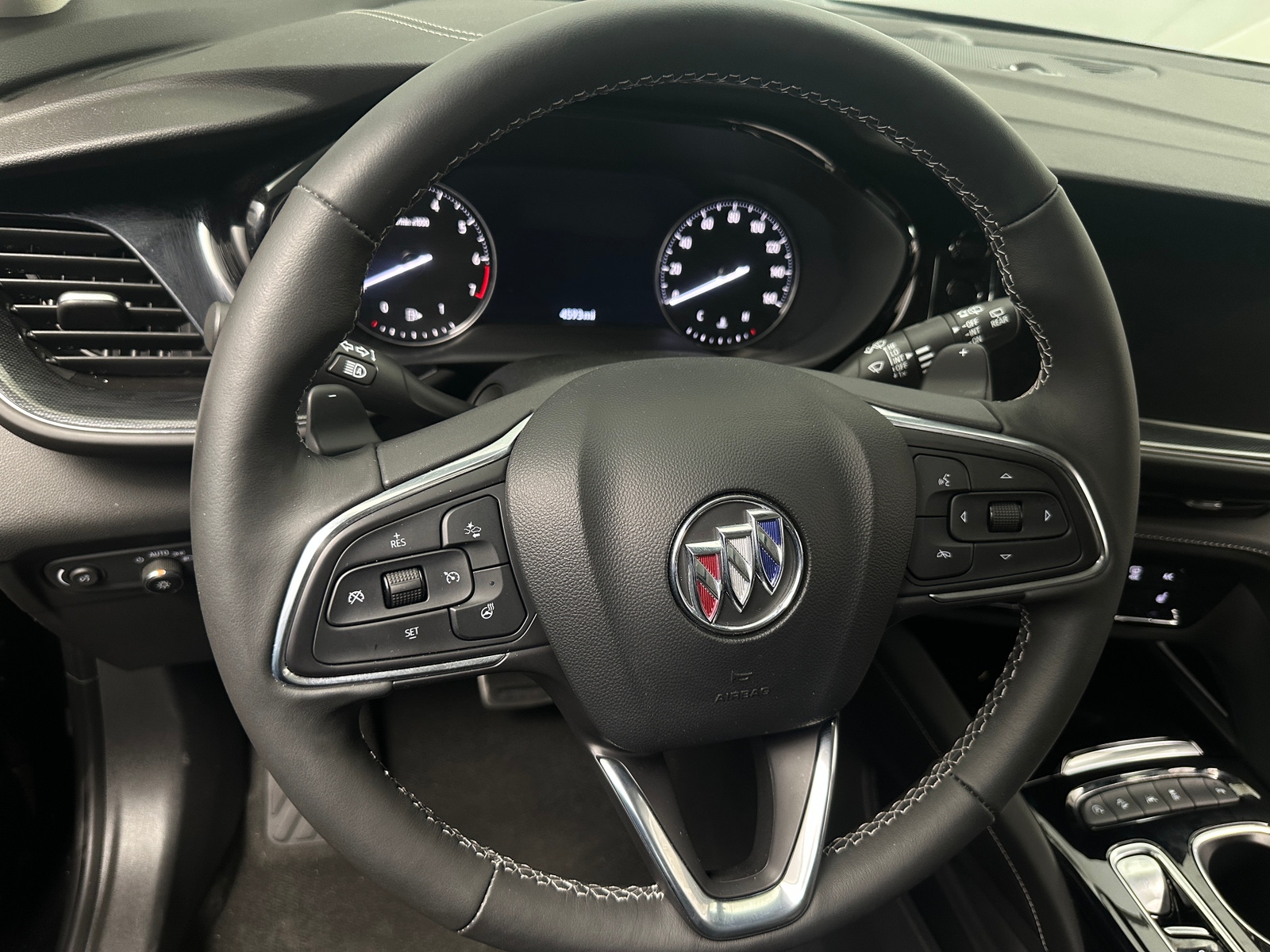 Thumbnail: 2023 Buick Envision - 4