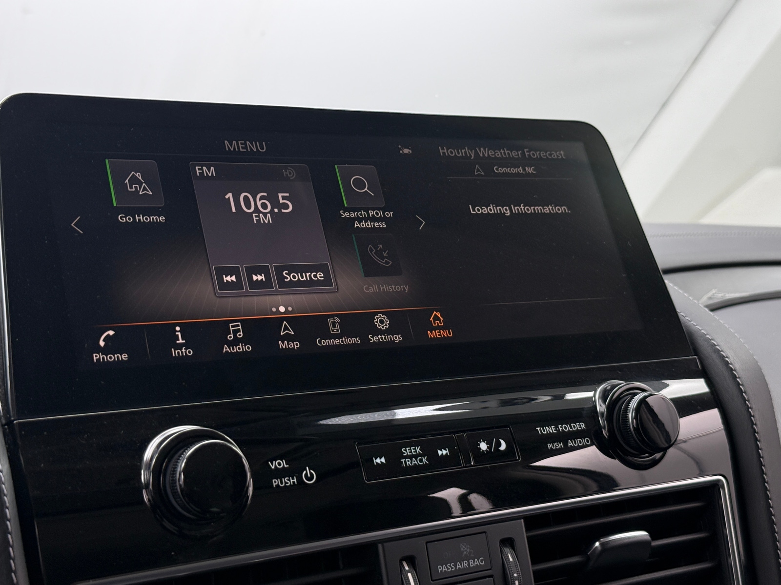 Thumbnail: 2023 INFINITI QX80 - 3