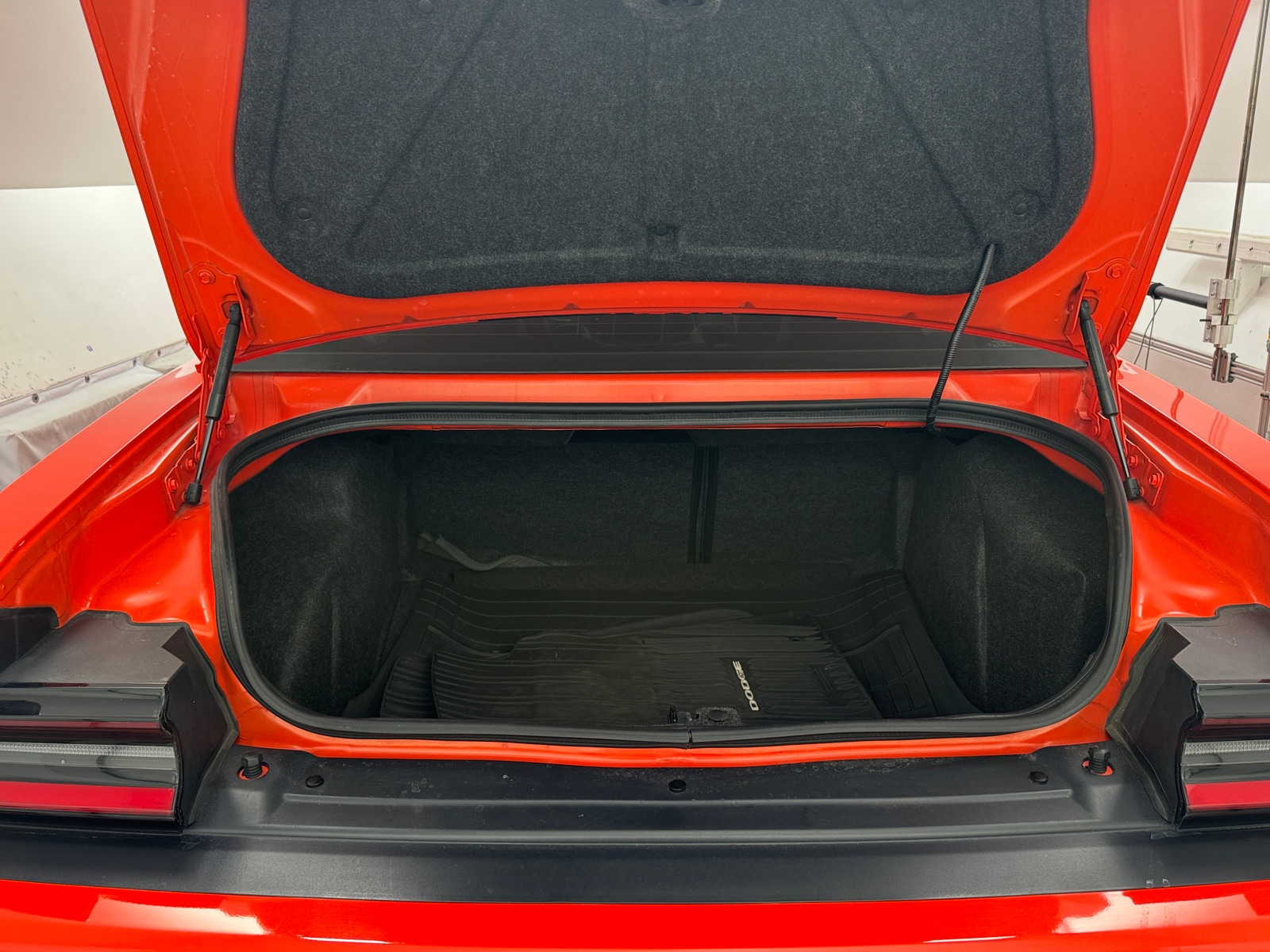 Thumbnail: 2017 Dodge Challenger - 5