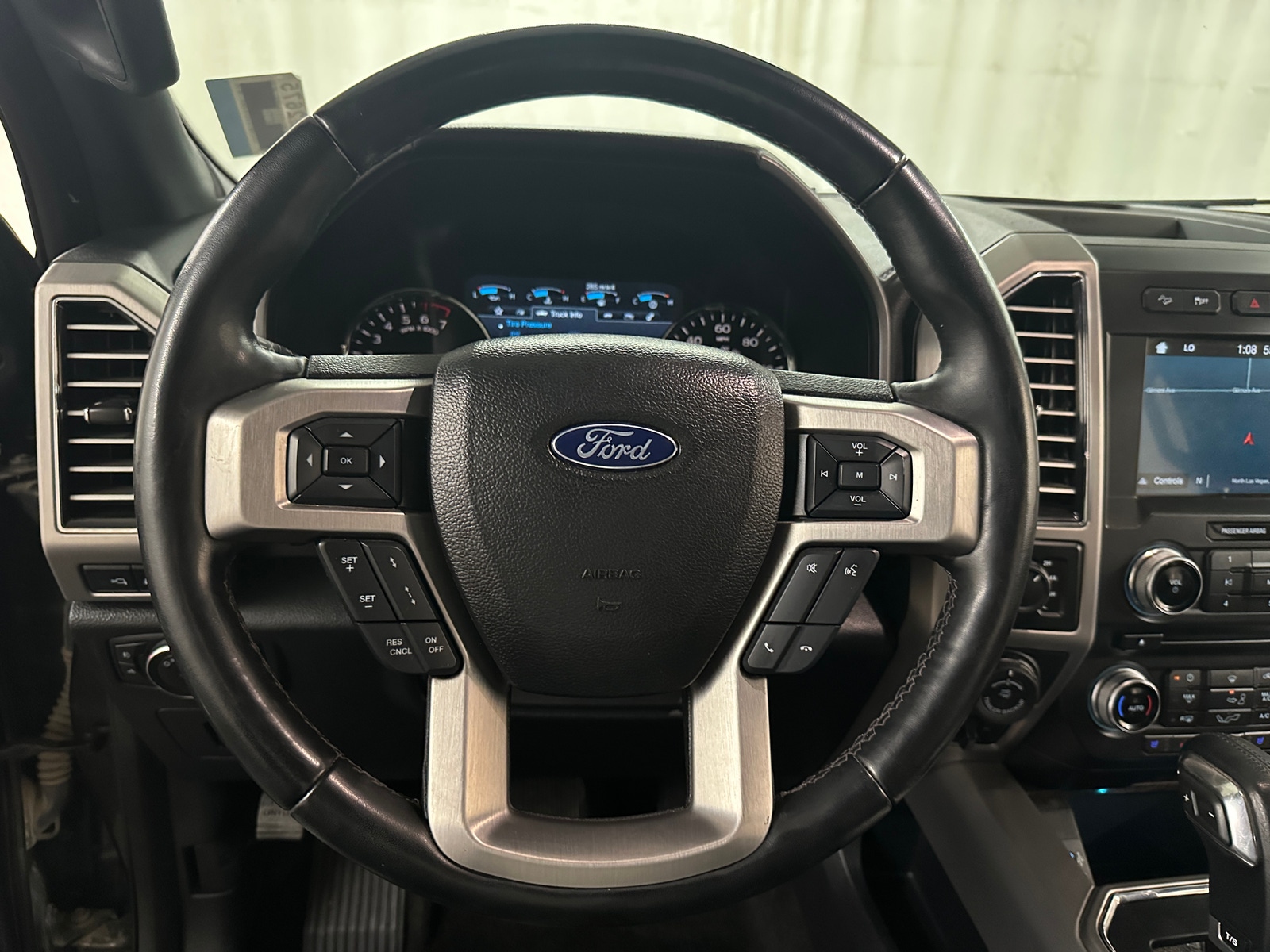 Thumbnail: 2017 Ford Econoline - 4