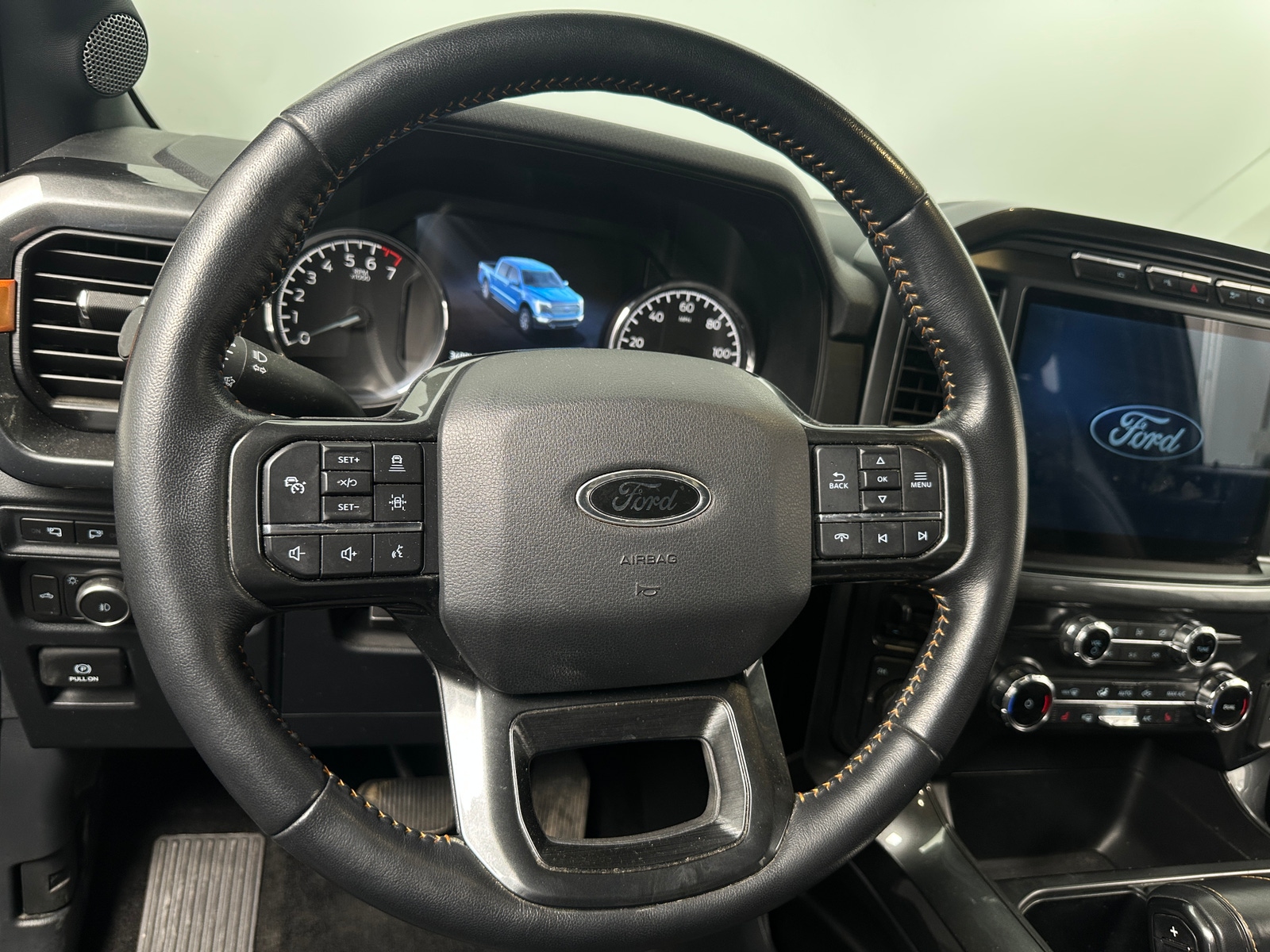 Thumbnail: 2022 Ford Econoline - 5