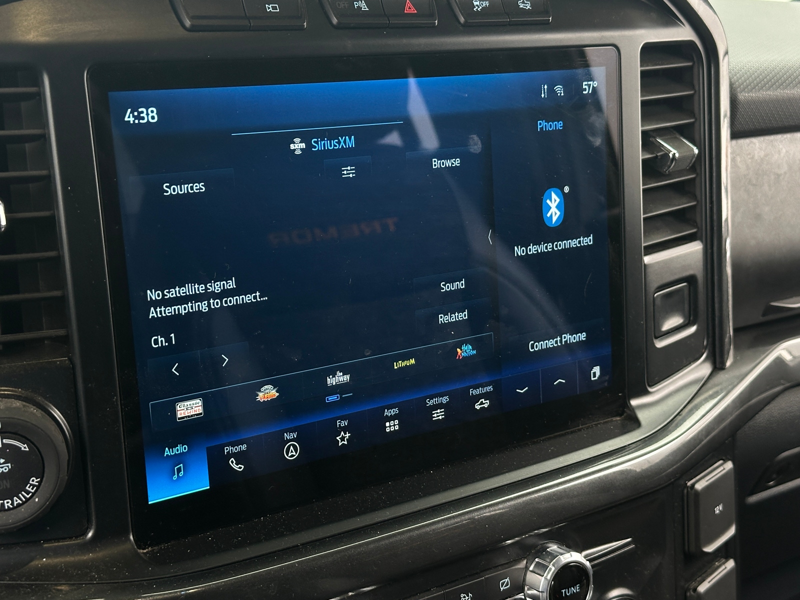 Thumbnail: 2022 Ford Econoline - 4