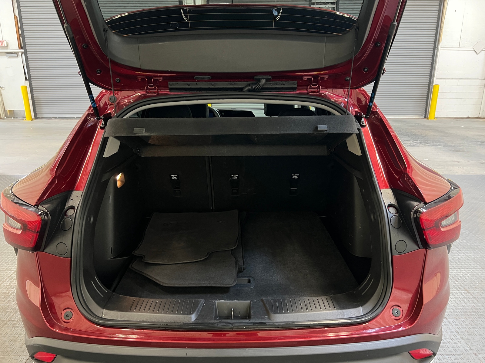 Thumbnail: 2025 Chevrolet Trax - 7