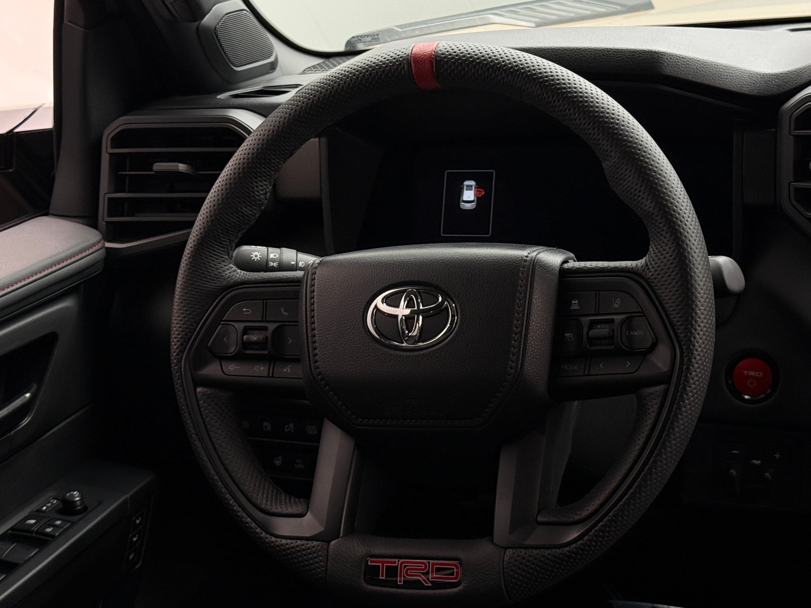 Thumbnail: 2025 Toyota Sequoia - 4