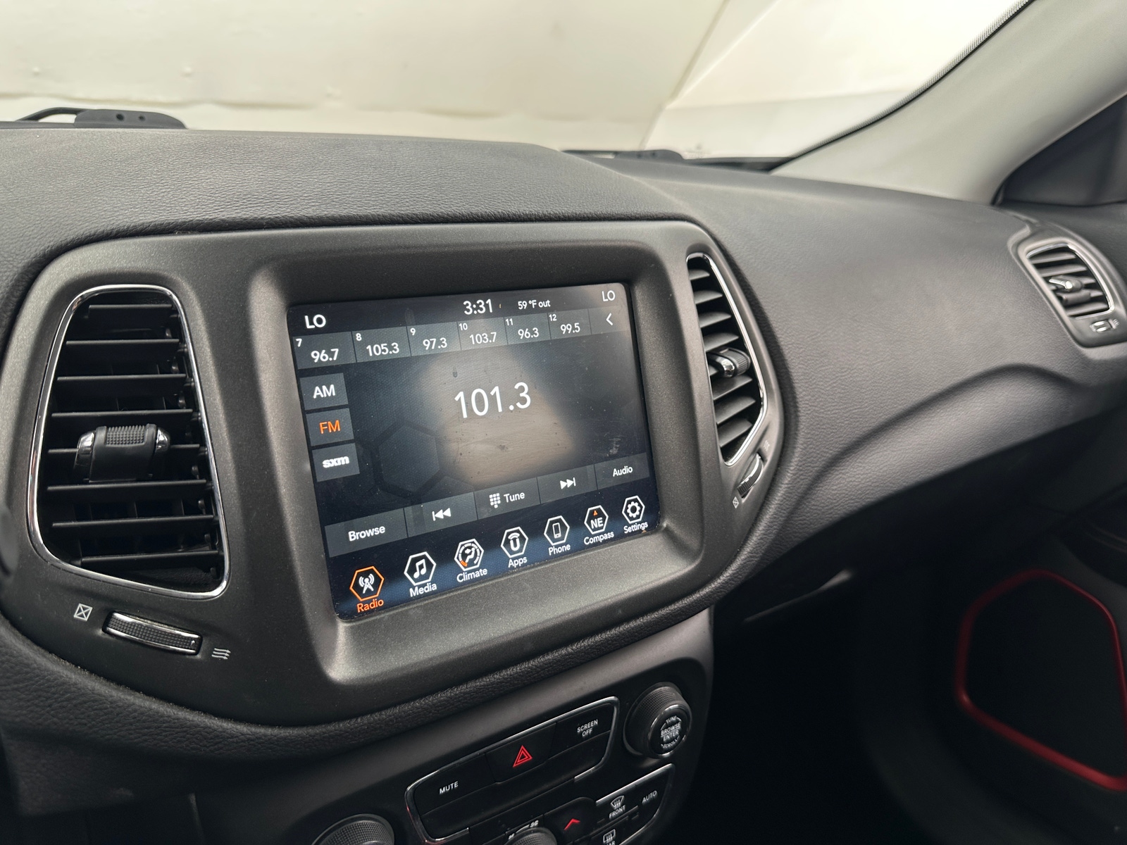 Thumbnail: 2020 Jeep Compass - 4