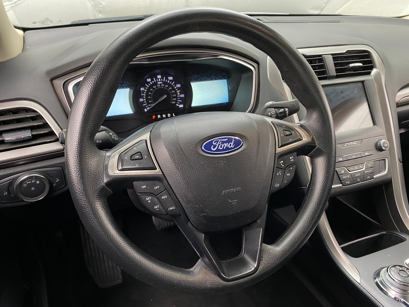 Thumbnail: 2020 Ford Fusion - 5