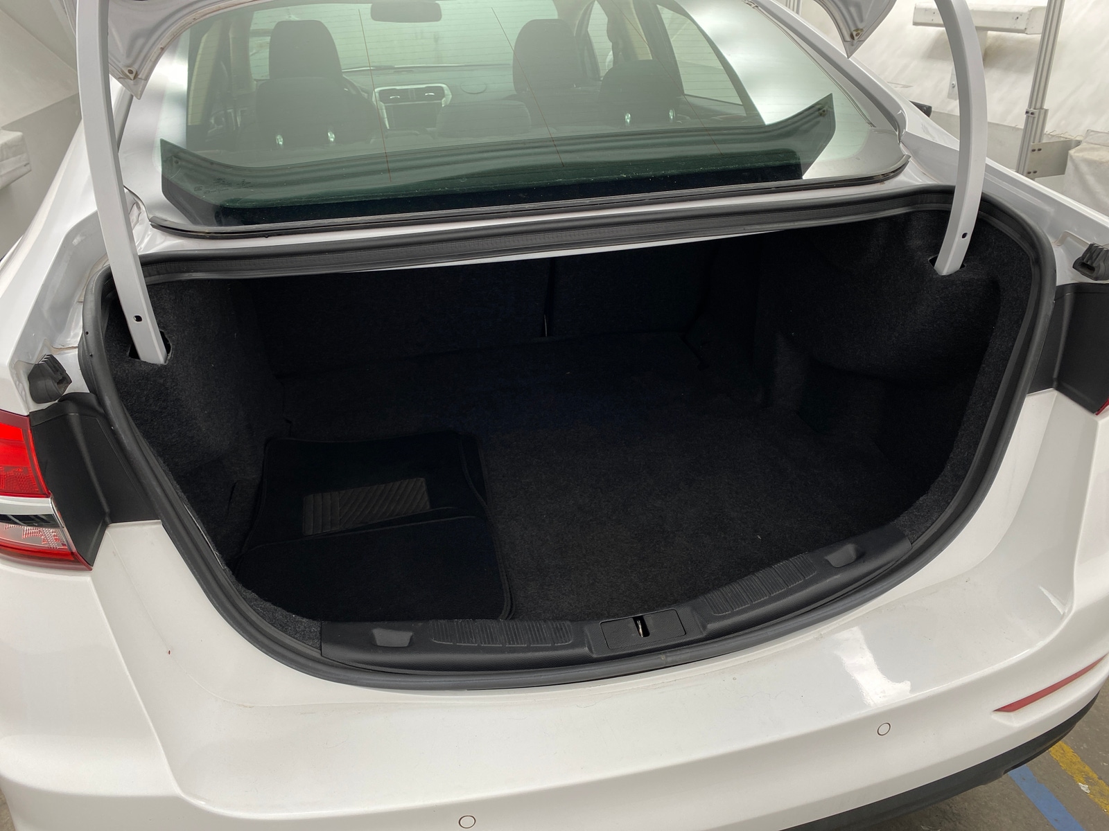 Thumbnail: 2020 Ford Fusion - 7