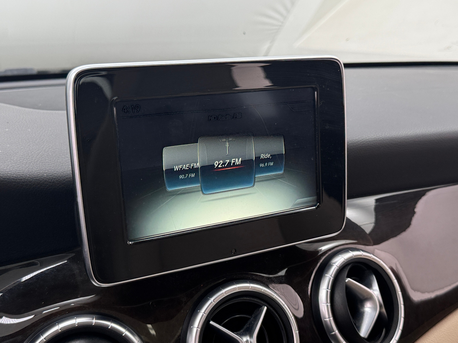 Thumbnail: 2016 Mercedes-Benz CLA - 3