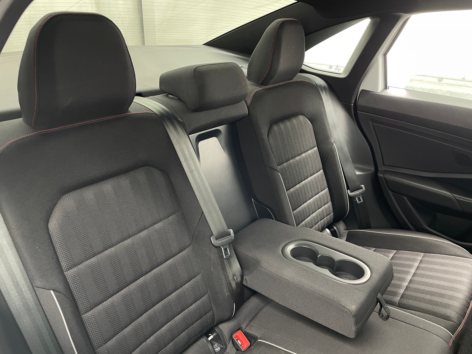 Thumbnail: 2019 Volkswagen Jetta - 6