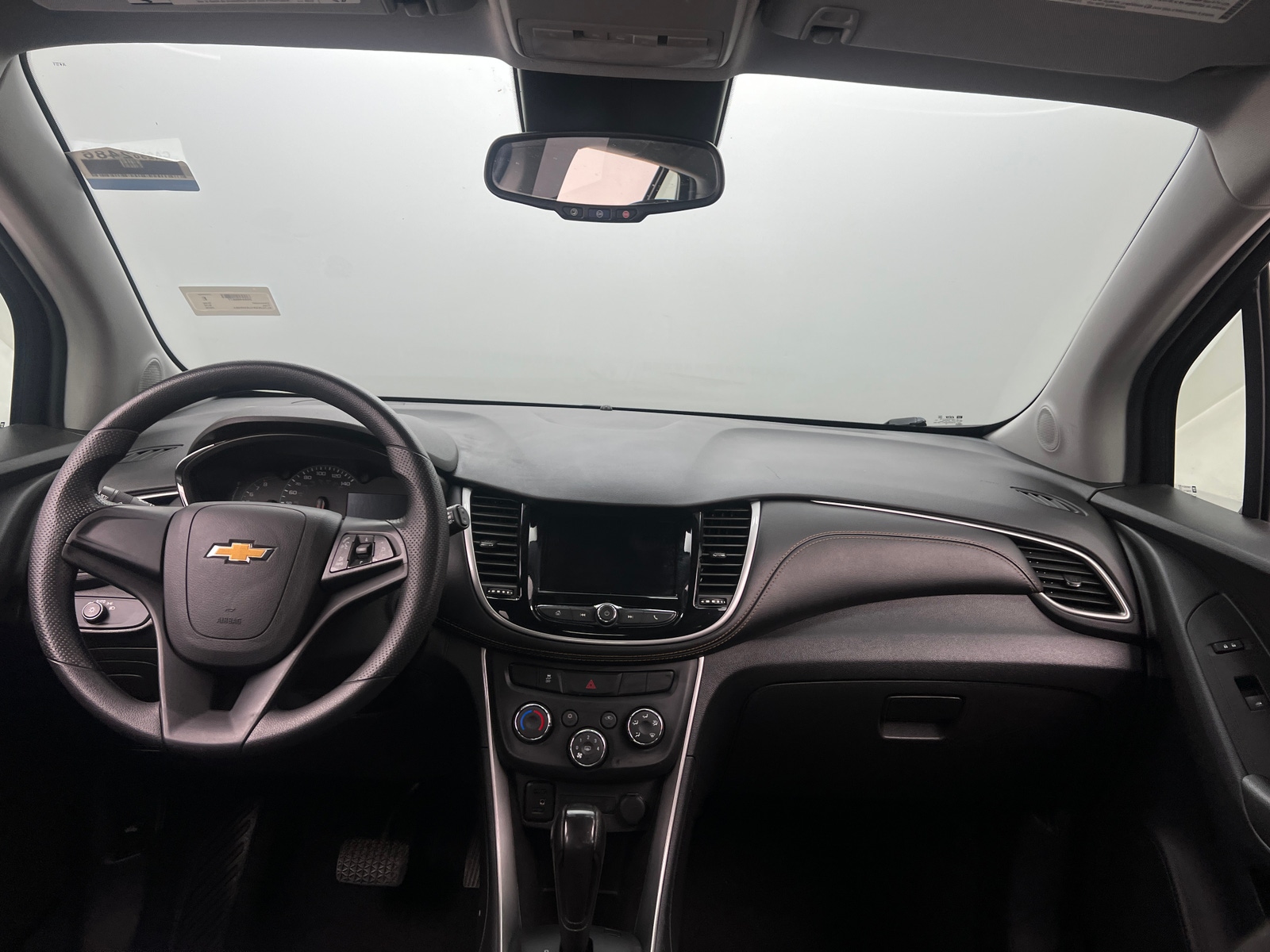 Thumbnail: 2020 Chevrolet Trax - 3