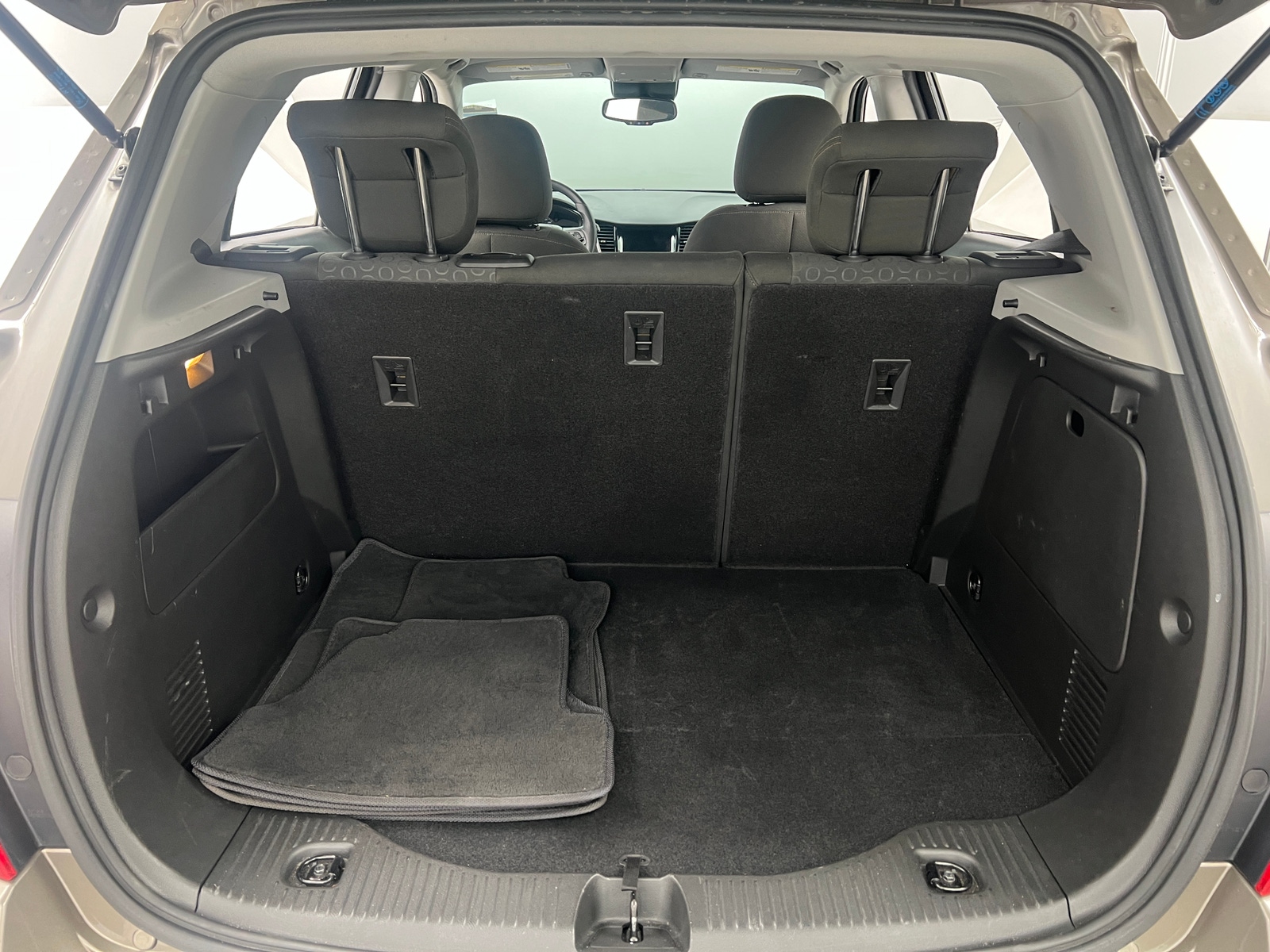 Thumbnail: 2020 Chevrolet Trax - 7