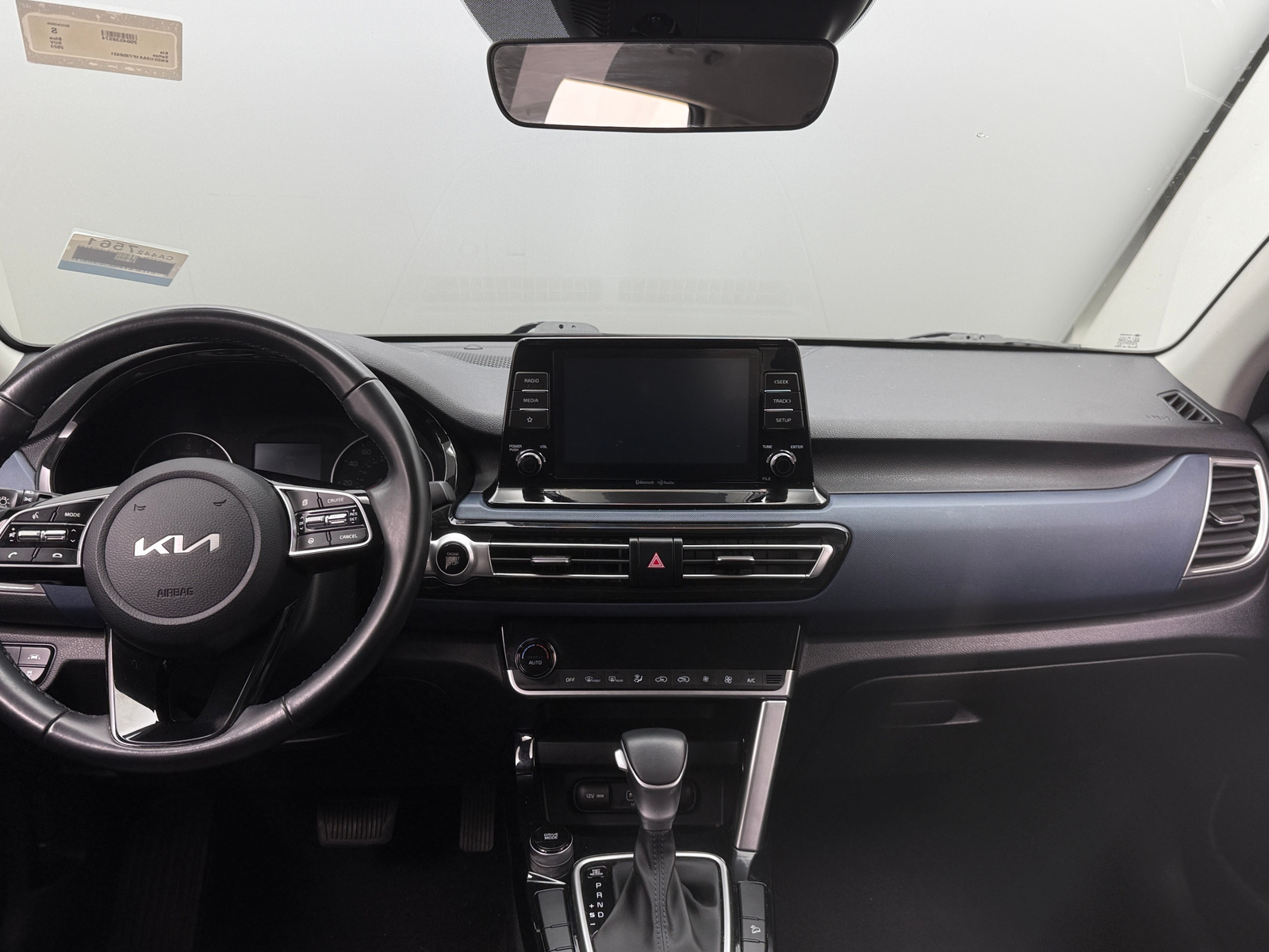 Thumbnail: 2023 Kia Seltos - 3