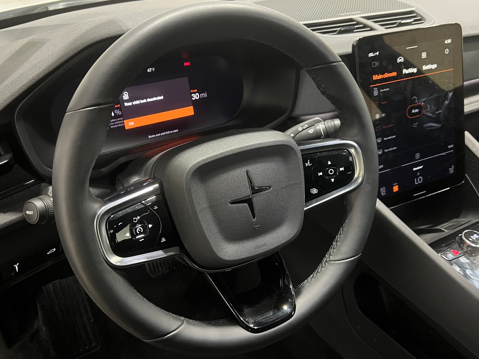 Thumbnail: 2022 Polestar 2 - 5