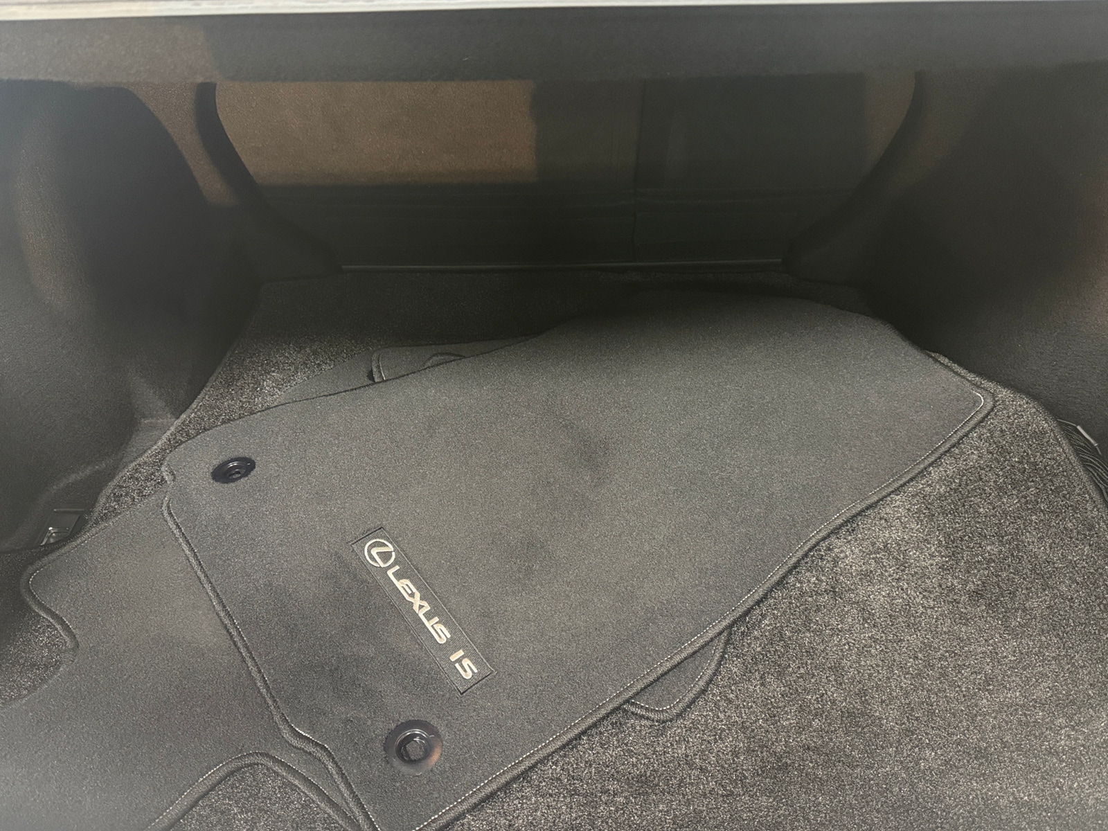 Thumbnail: 2019 Lexus IS - 7