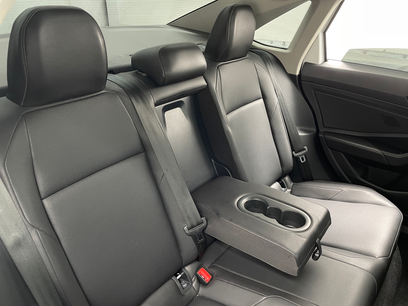 Thumbnail: 2019 Volkswagen Jetta - 5