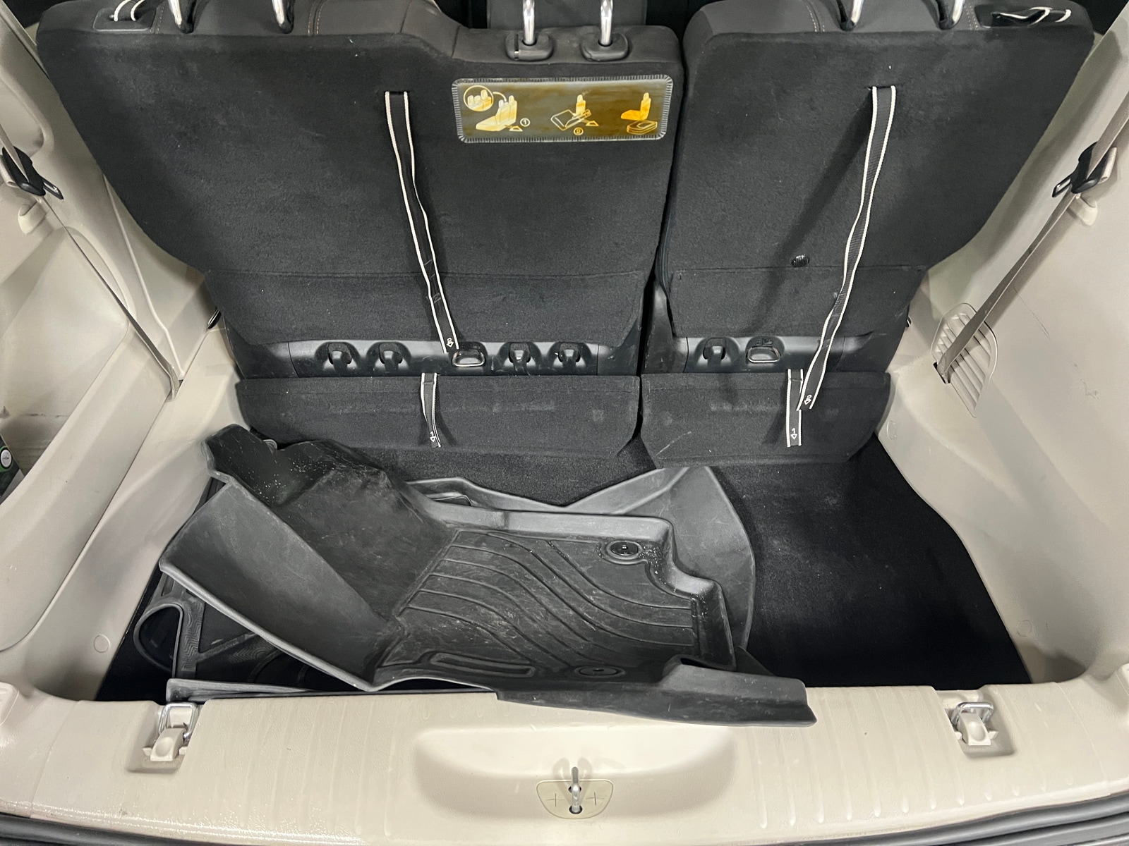 Thumbnail: 2019 Chrysler Pacifica - 7