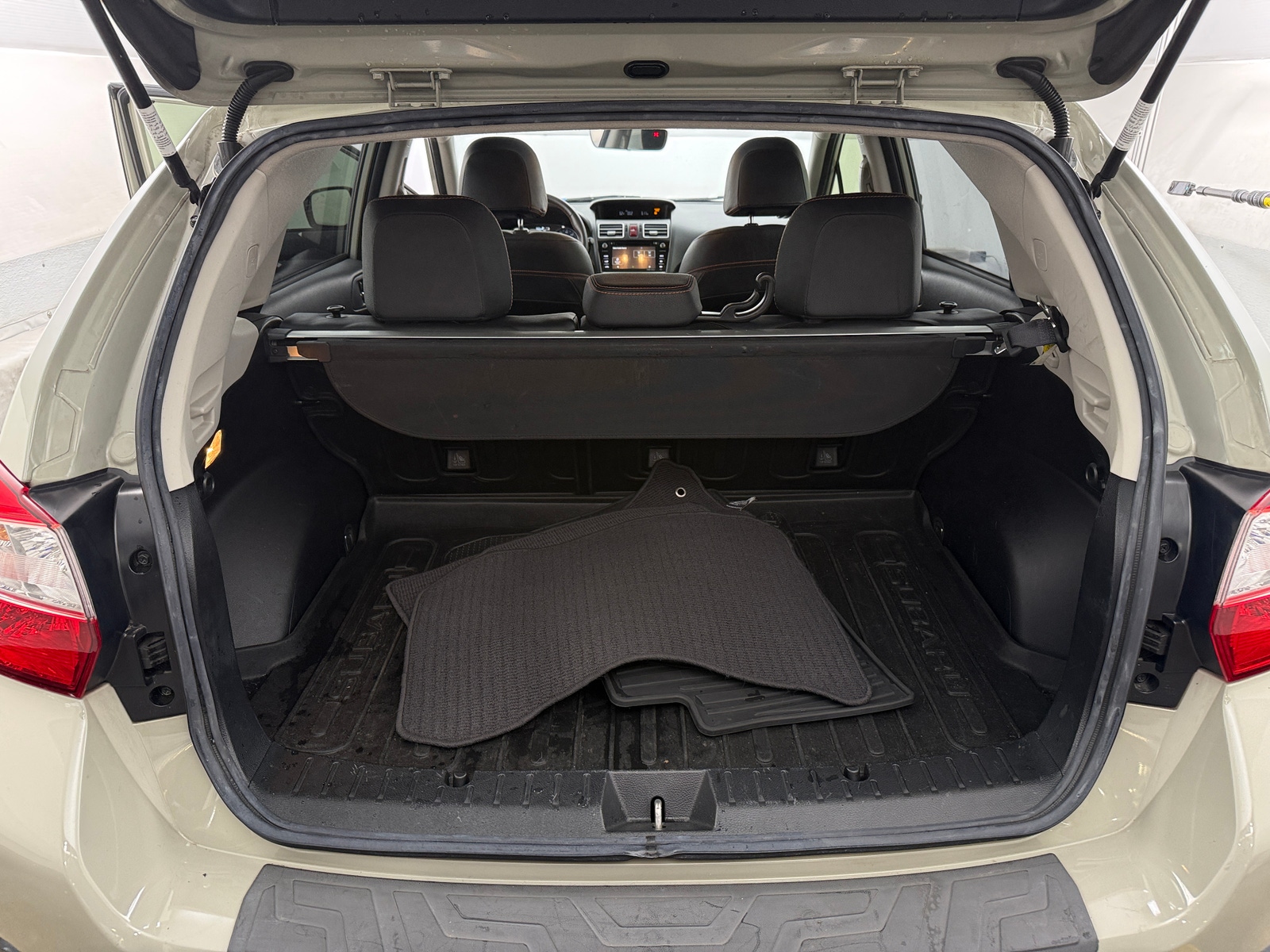 Thumbnail: 2017 Subaru Crosstrek - 6