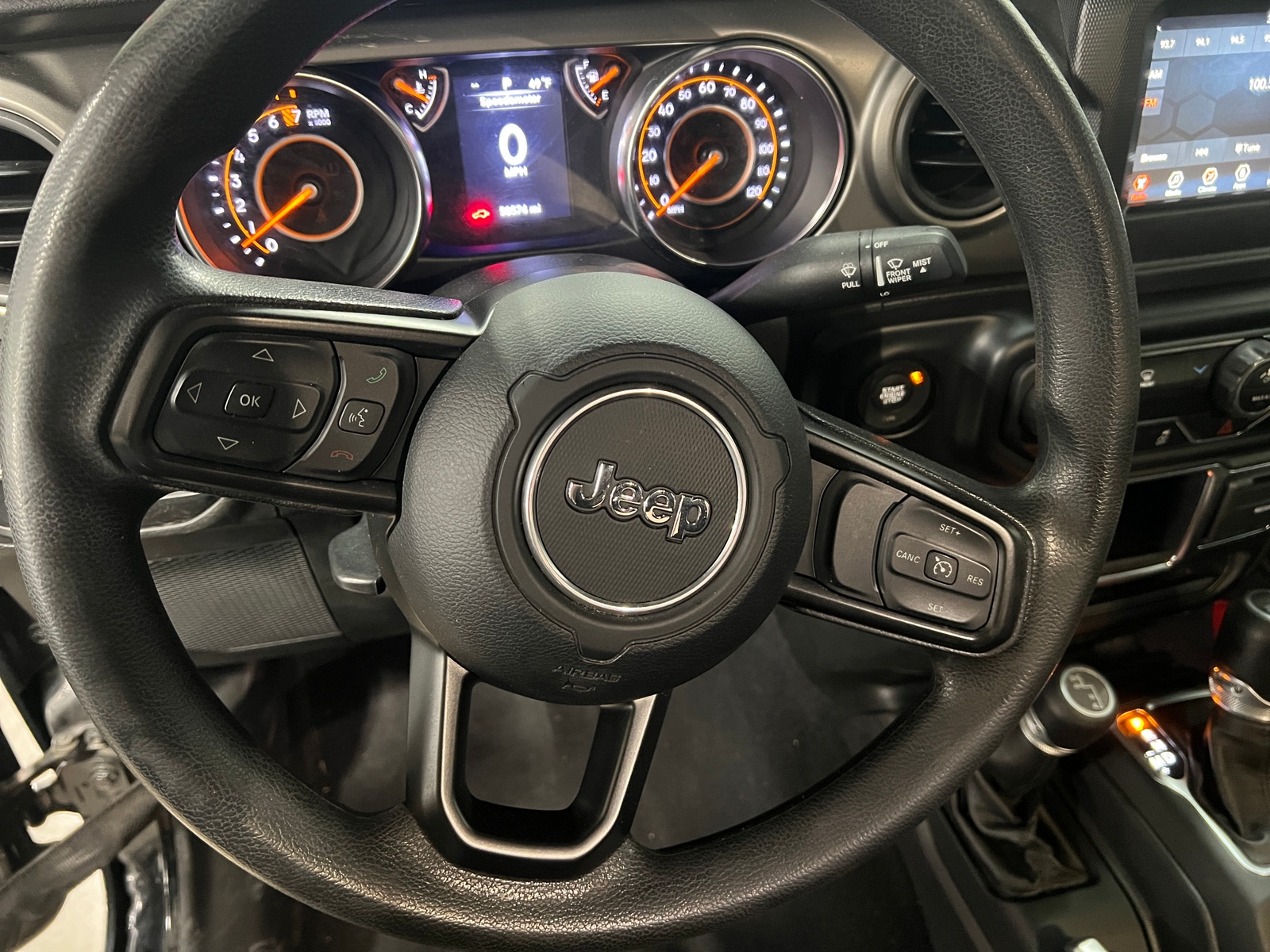 Thumbnail: 2022 Jeep Wrangler - 5