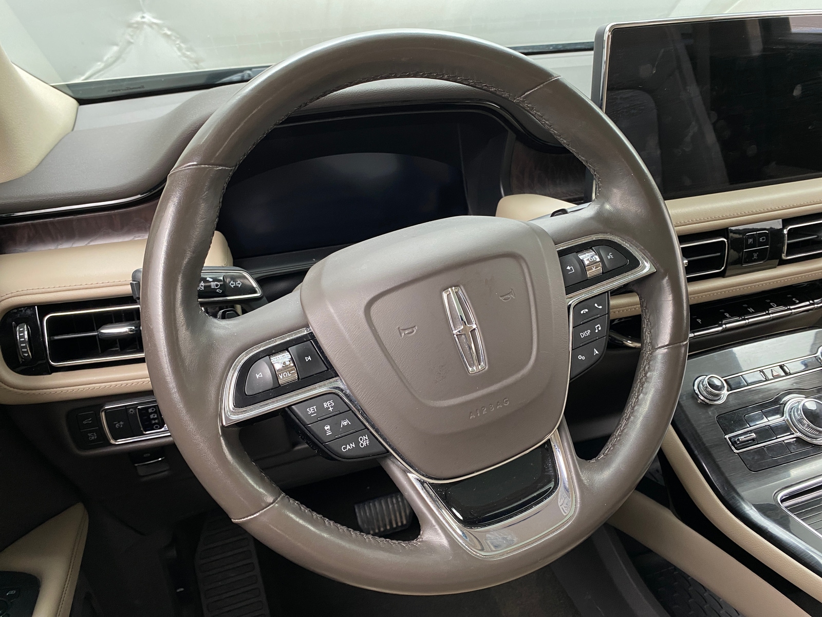 Thumbnail: 2021 Lincoln Nautilus - 4