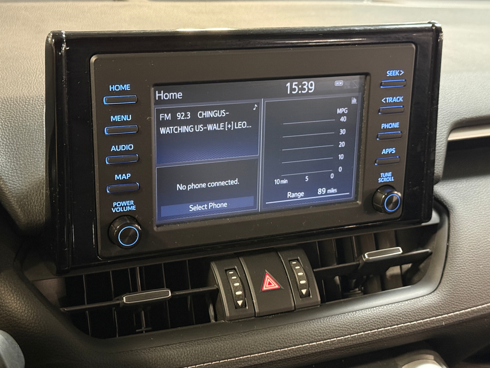 Thumbnail: 2019 Toyota RAV4 - 3