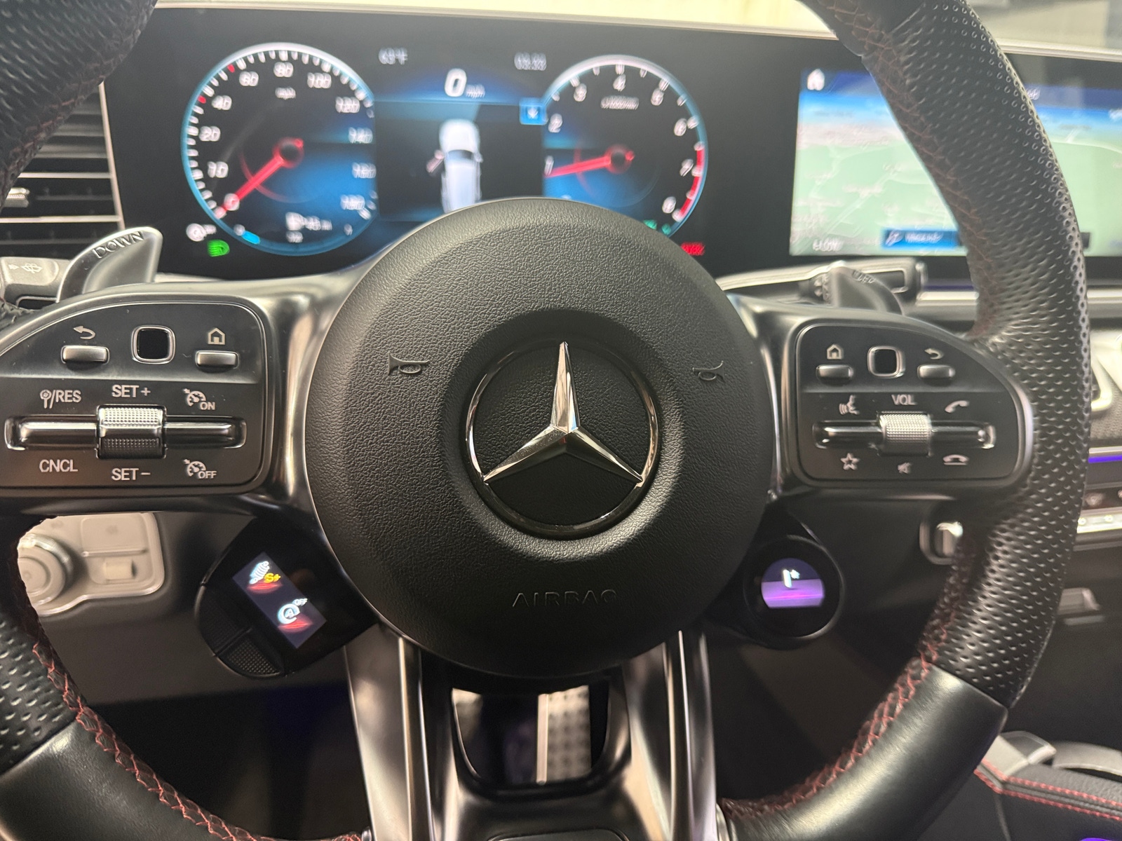 Thumbnail: 2022 Mercedes-Benz GLE - 4