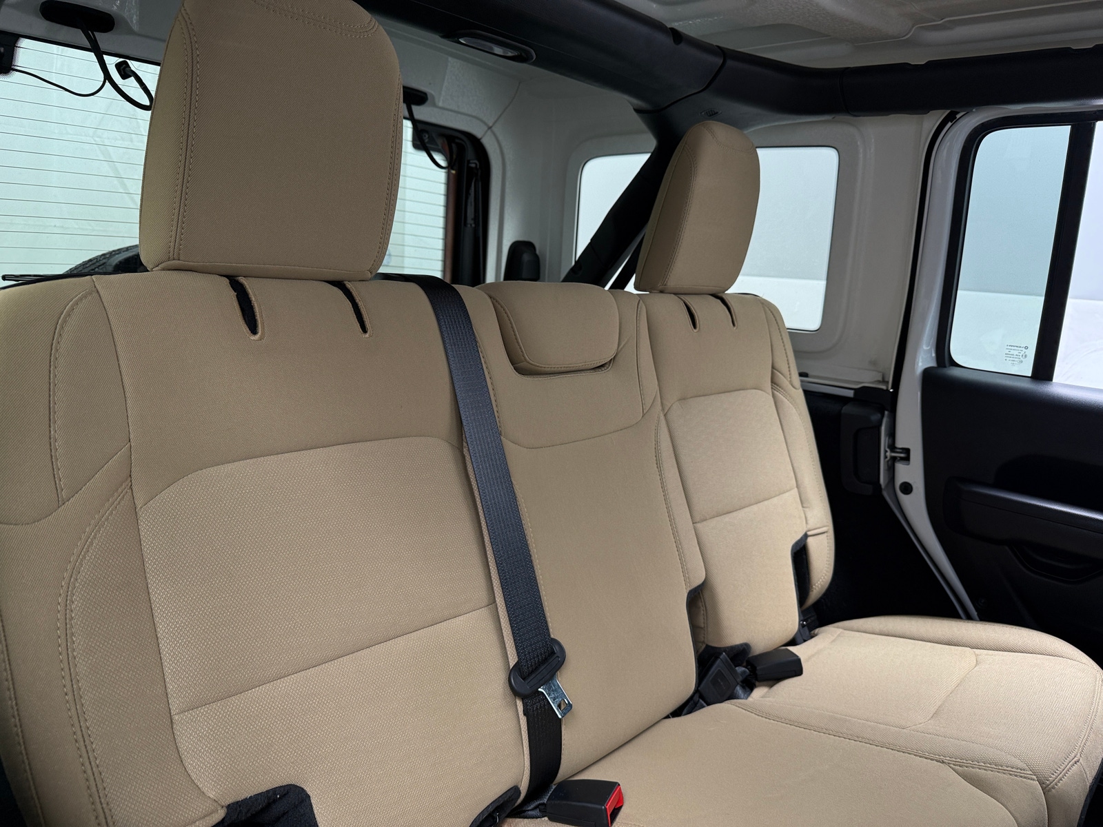 Thumbnail: 2021 Jeep Wrangler - 6