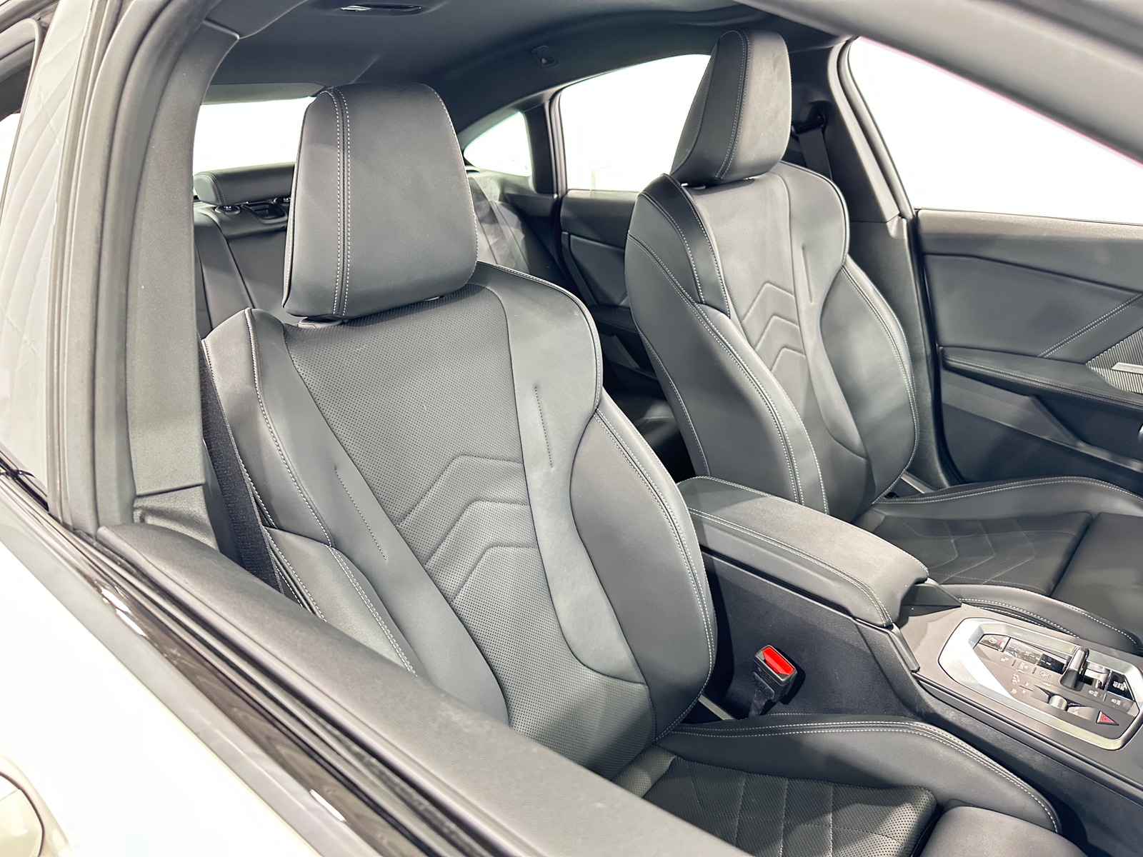 Thumbnail: 2025 BMW 2 Series - 5