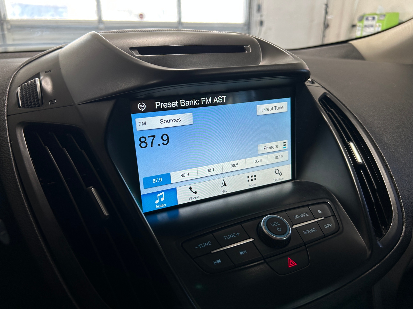 Thumbnail: 2018 Ford Escape - 3