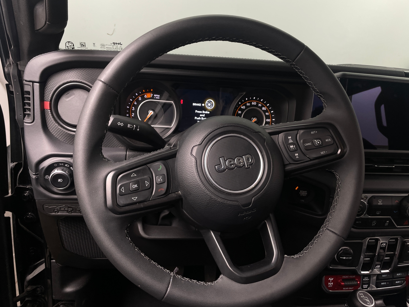 Thumbnail: 2025 Jeep Wrangler - 5