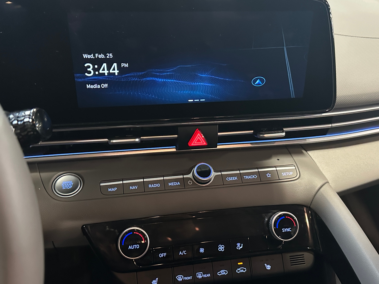 Thumbnail: 2025 Hyundai Elantra - 4