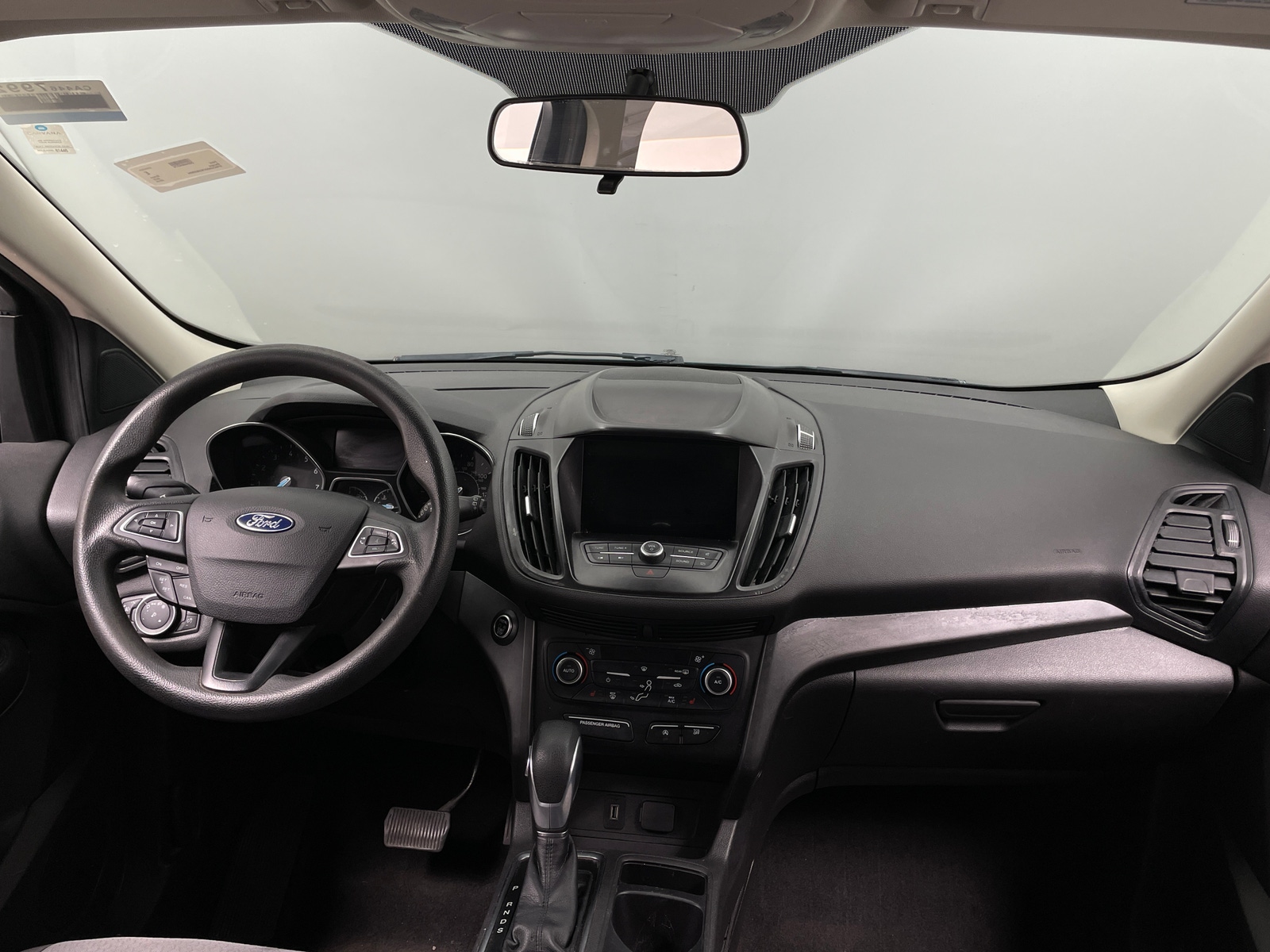 Thumbnail: 2019 Ford Escape - 3