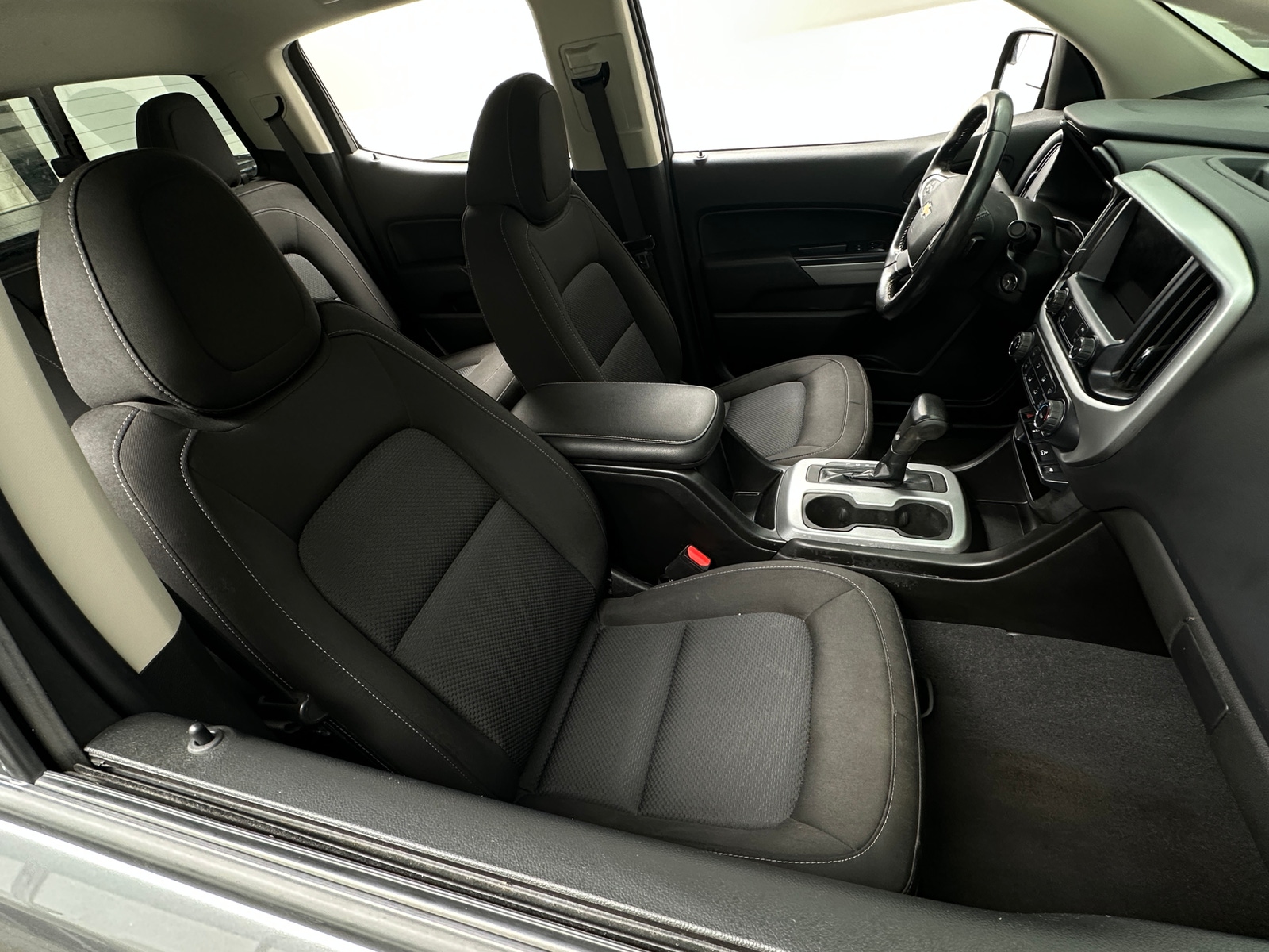 Thumbnail: 2021 Chevrolet Colorado - 2