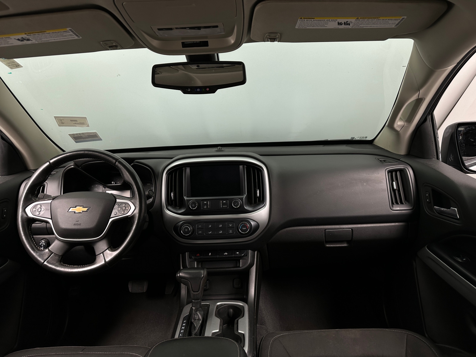 Thumbnail: 2021 Chevrolet Colorado - 3