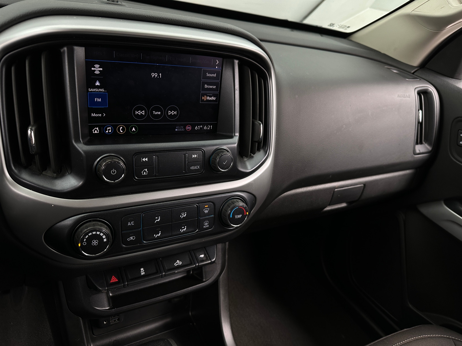 Thumbnail: 2021 Chevrolet Colorado - 4