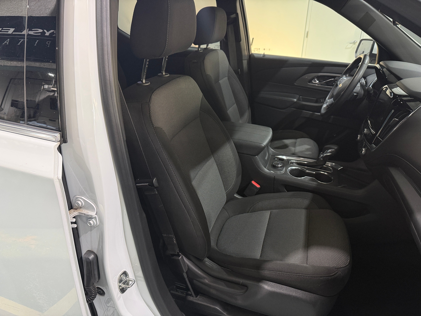 Thumbnail: 2023 Chevrolet Traverse - 2