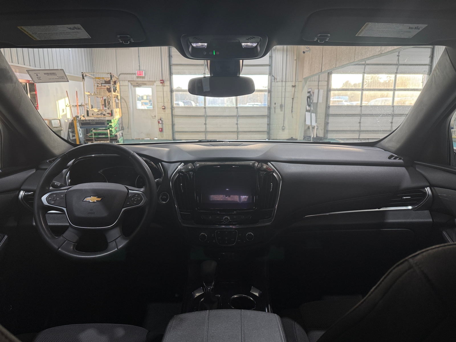 Thumbnail: 2023 Chevrolet Traverse - 3