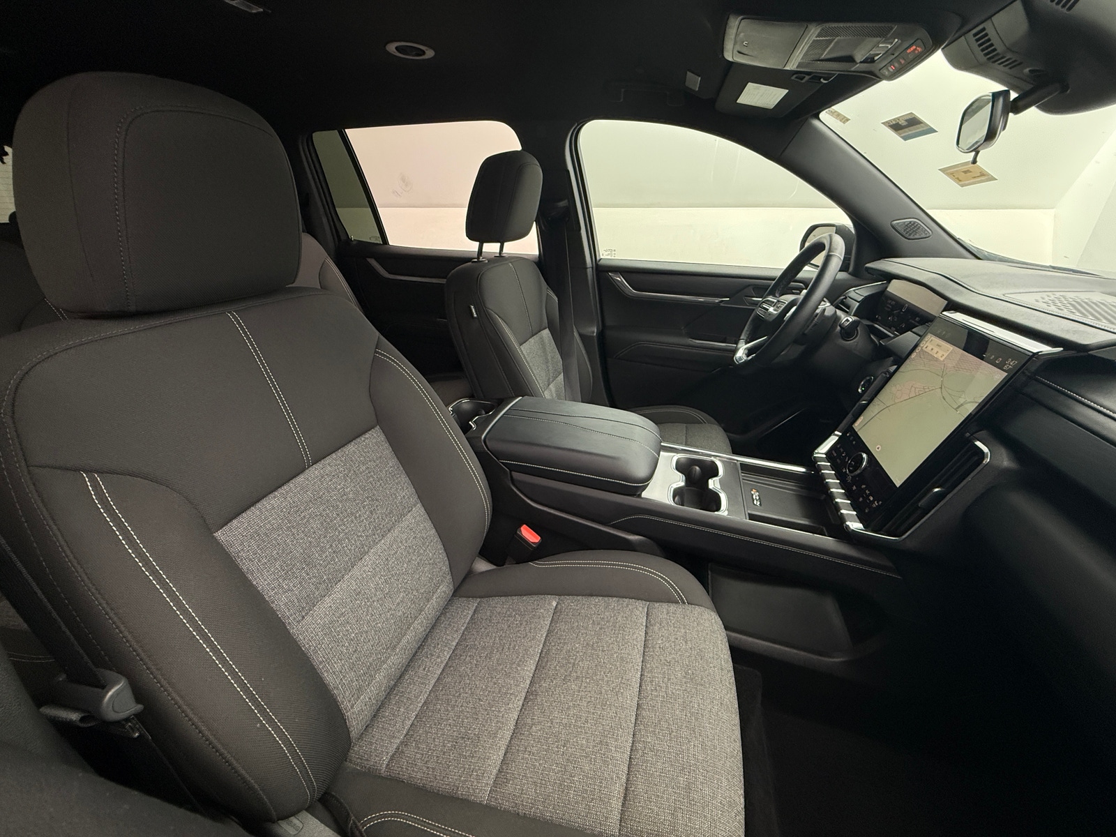 Thumbnail: 2025 GMC Acadia - 2